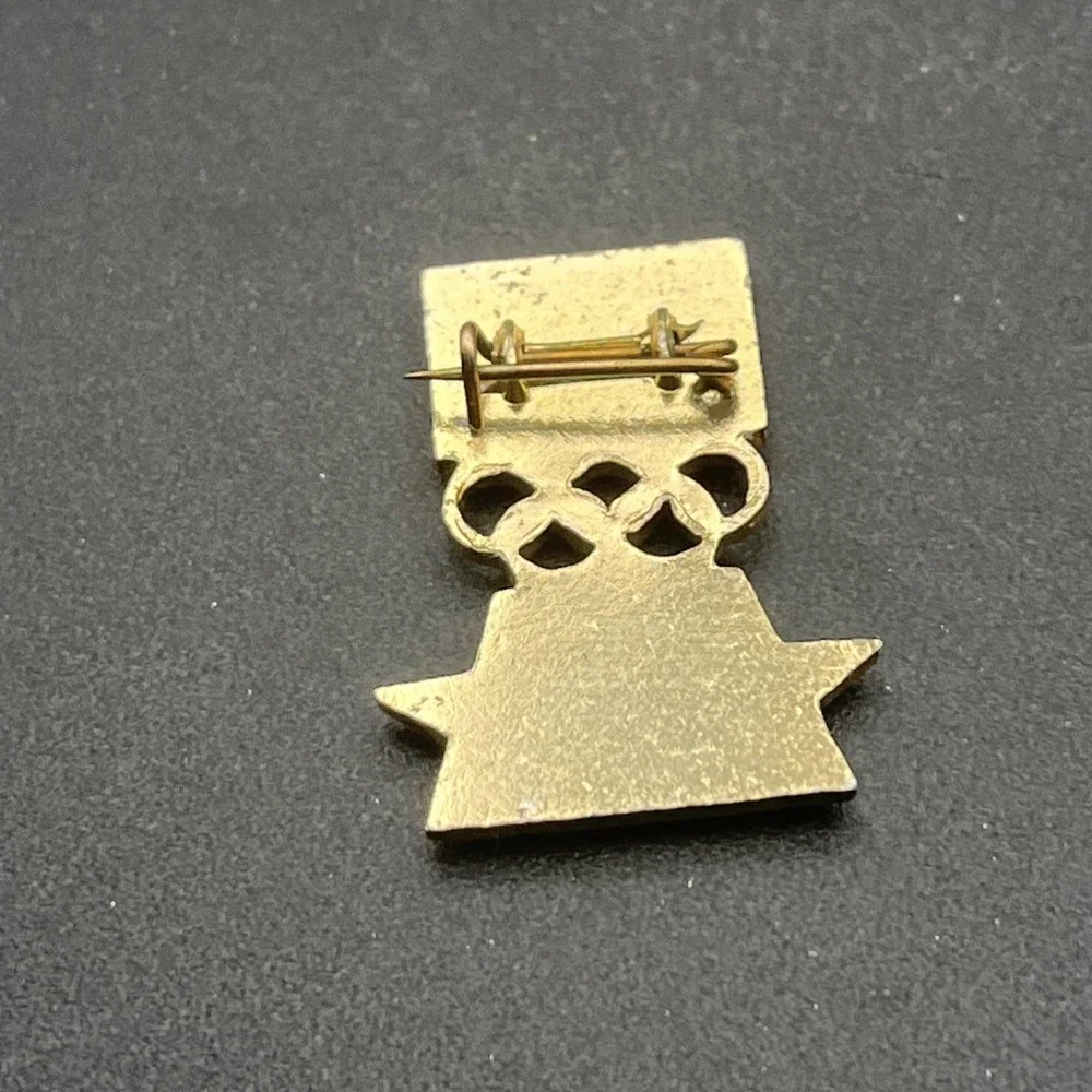 Vintage 1984 Los Angeles Olympics Chinese Flag China Lapel Hat‎ Pin